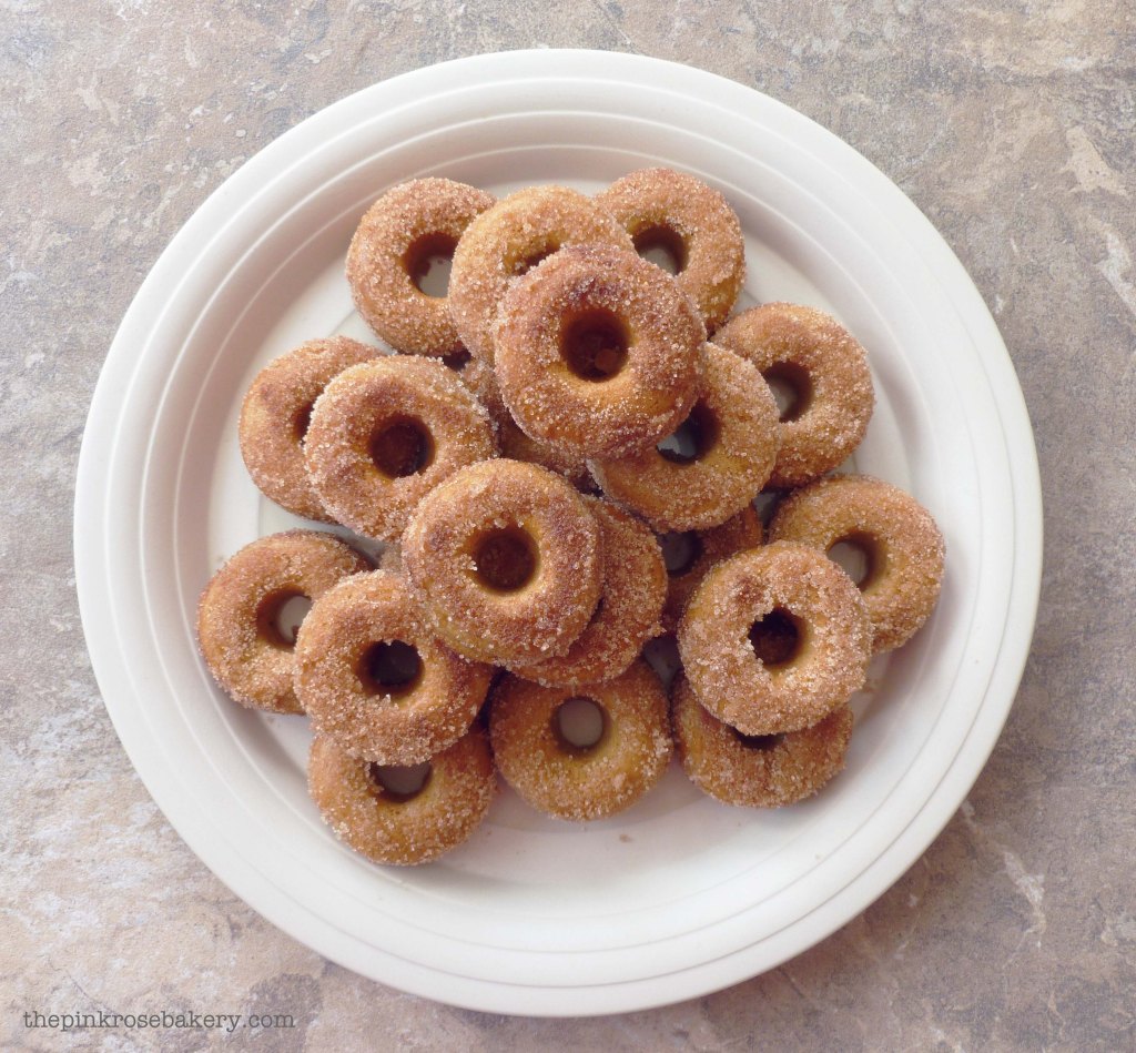 mini cinnamon doughnuts 2 - the pink rose bakery