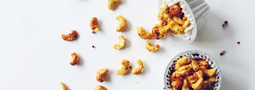 Sticky Spicy Cashews