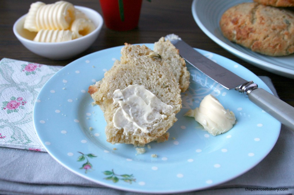 herb & cheese yeasted scones 4 {gluten free} | the pink rose bakery