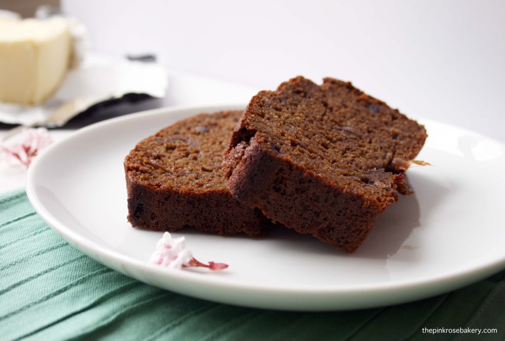 Gingerbread - gluten free & dairy free | The Pink Rose Bakery