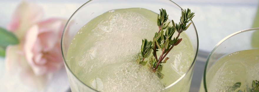 Limoncello Thyme Fizz | The Pink Rose Bakery