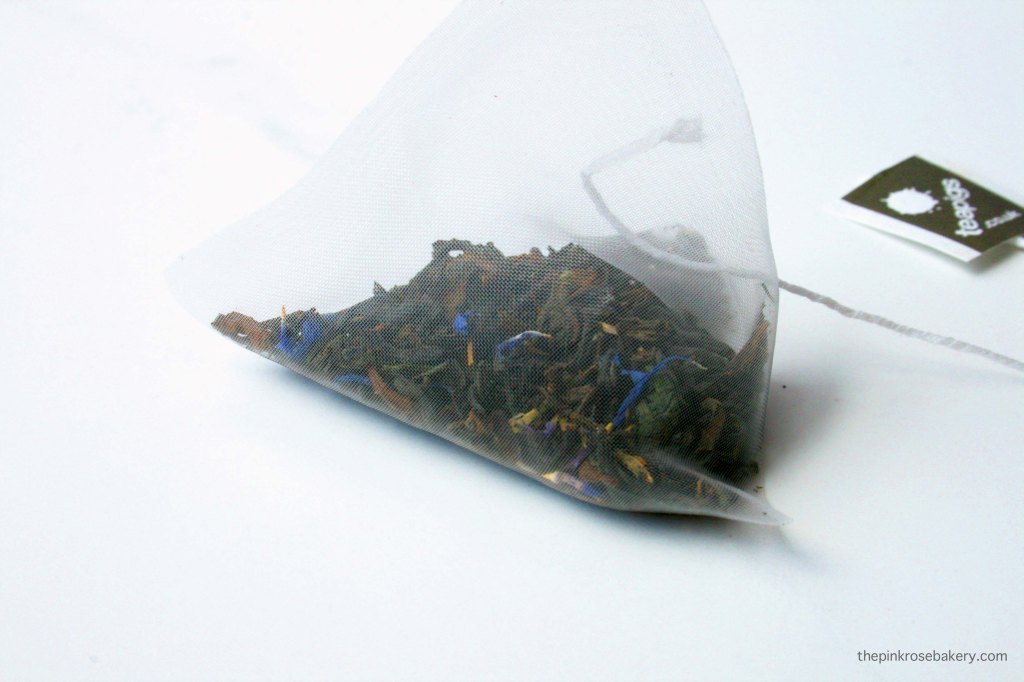 G & Tea Cocktail using earl grey tea! | The Pink Rose Bakery